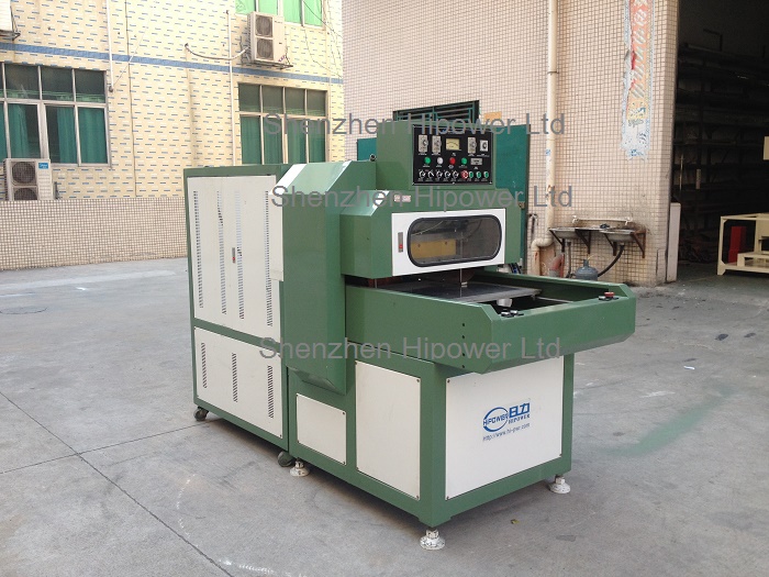 前進式柔軟線膠盒壓痕模切機 前進式柔軟線膠盒壓痕模切機